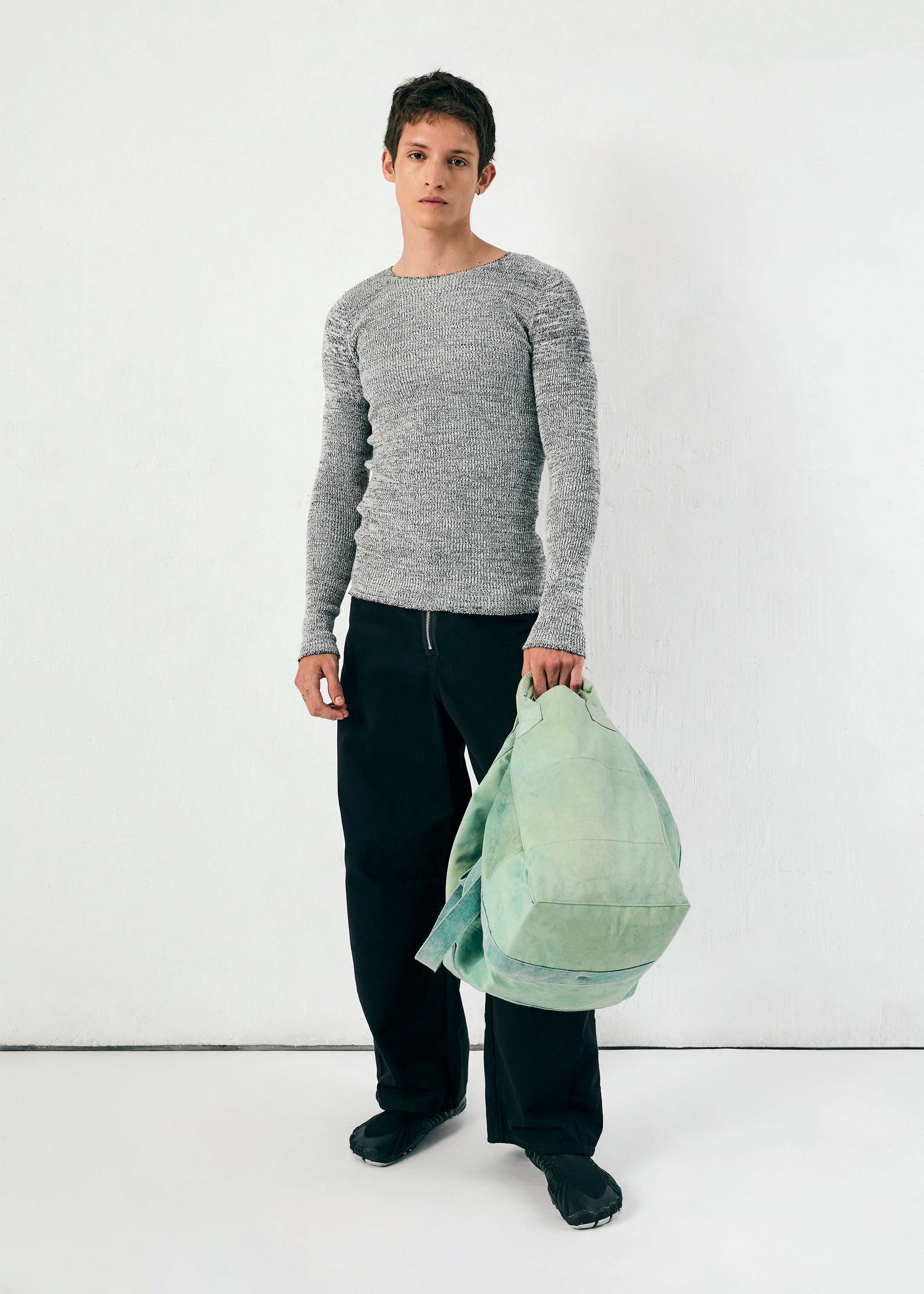IWA SWEATER