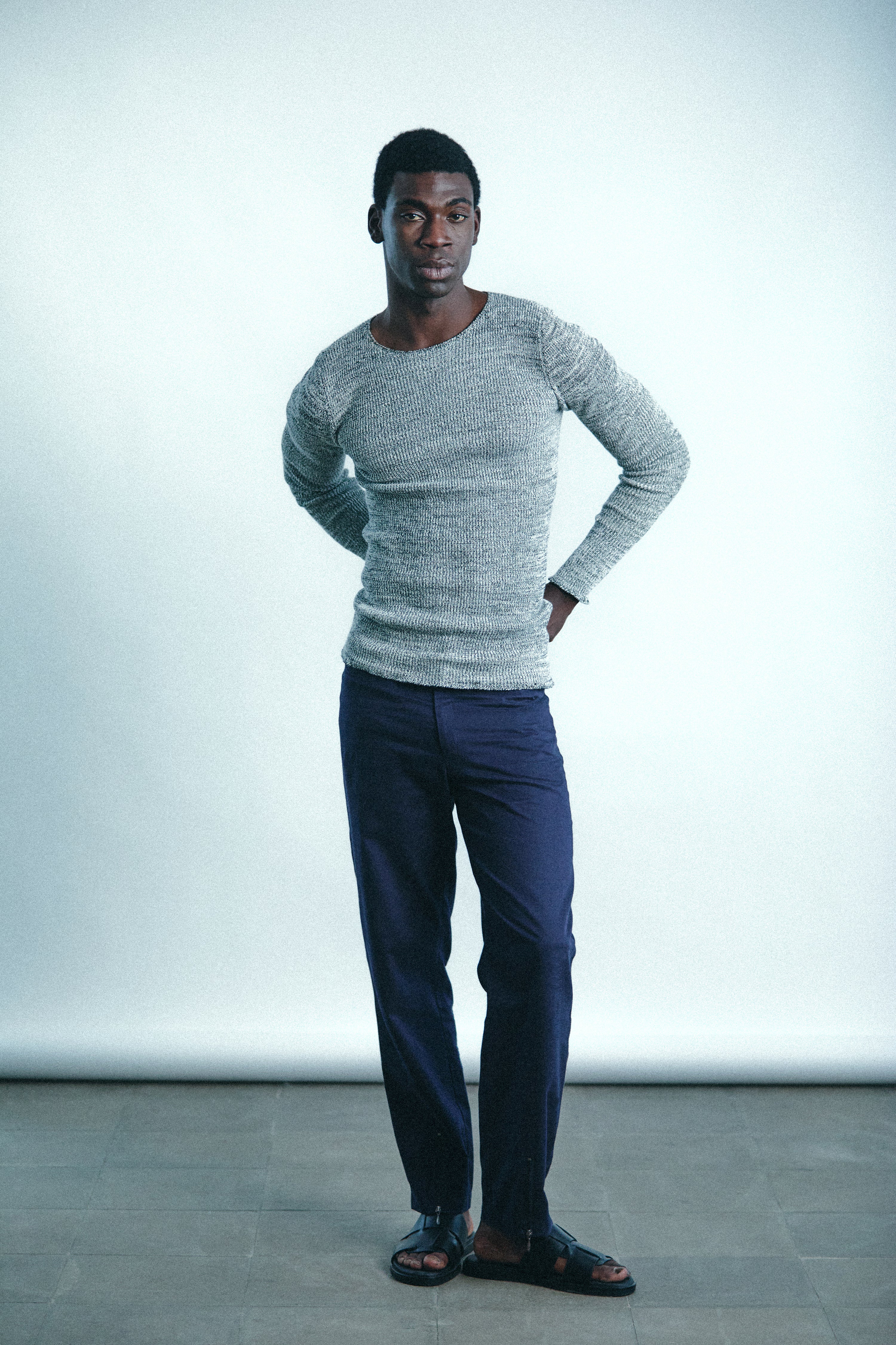 IWA SWEATER (PRE-ORDER)